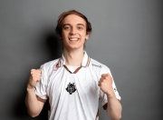 雷火电竞主播-IG轻取FNC，Caps统治全场的简单介绍