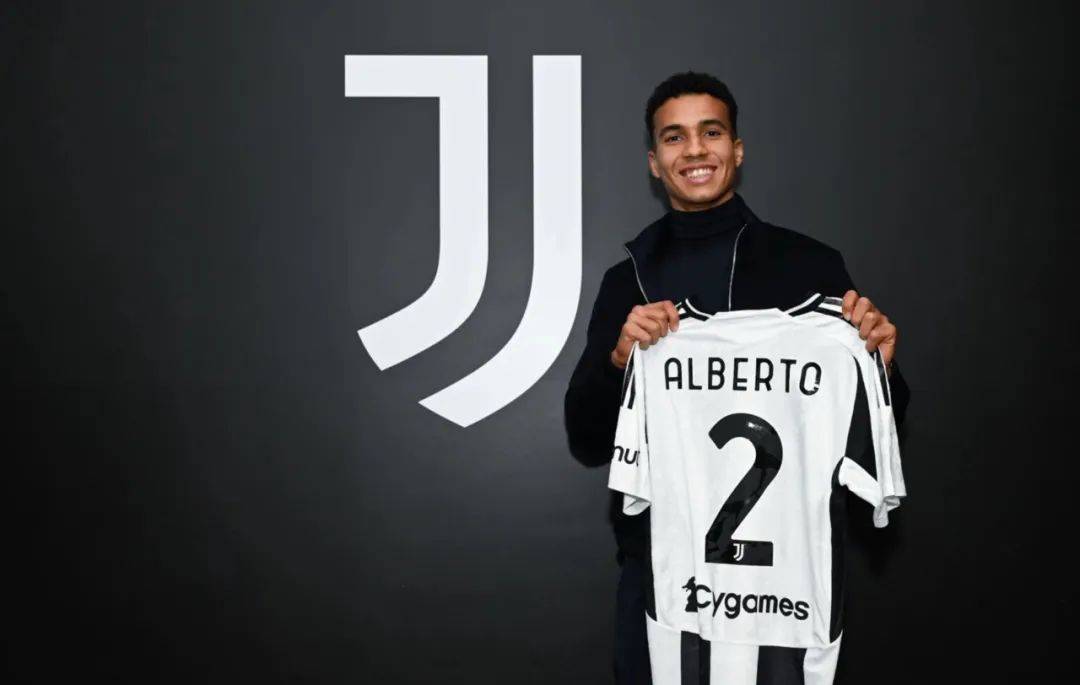 曼城轻取尤文，托马斯穆勒补时绝平欧联杯