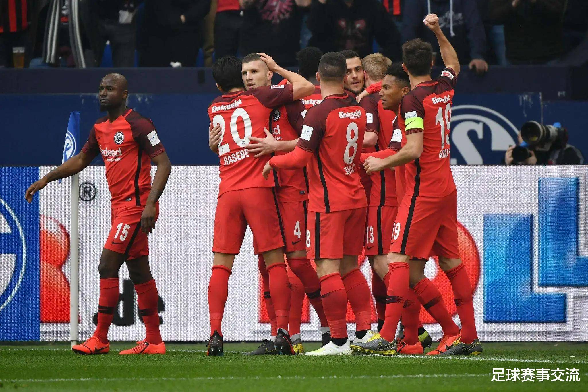 皇马力克意甲劲旅,巴黎圣日耳曼抢分出线